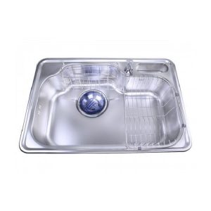 Koni Newgate Stainless Steel Kitchen Sink is partially below the surface